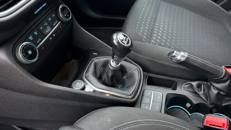 Ford Fiesta 1.0 EcoBoost Titanium 5dr Petrol Hatchback